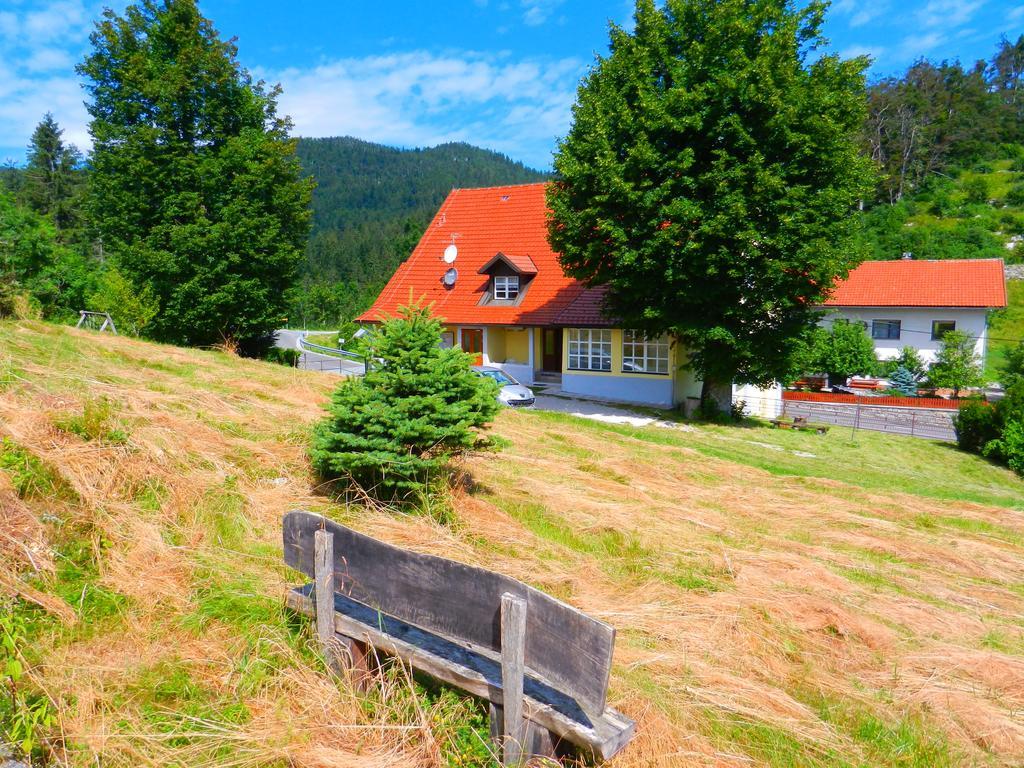 Hotel Gostilna Stara Pošta Podkraj Exterior foto