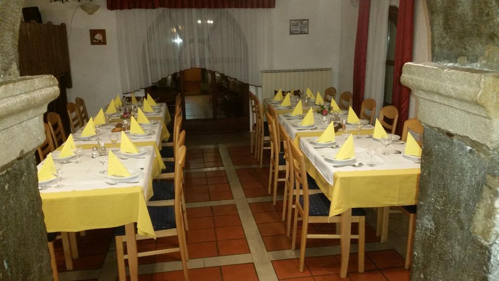 Hotel Gostilna Stara Pošta Podkraj Exterior foto